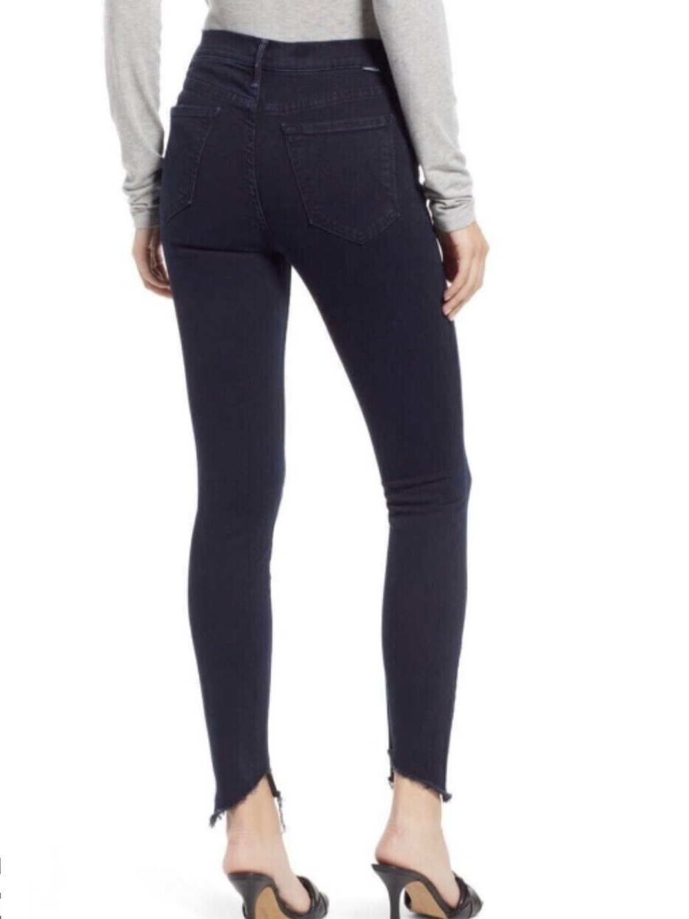 Mother Jeans The Stunner Zip Two Step Fray Holding Hands
